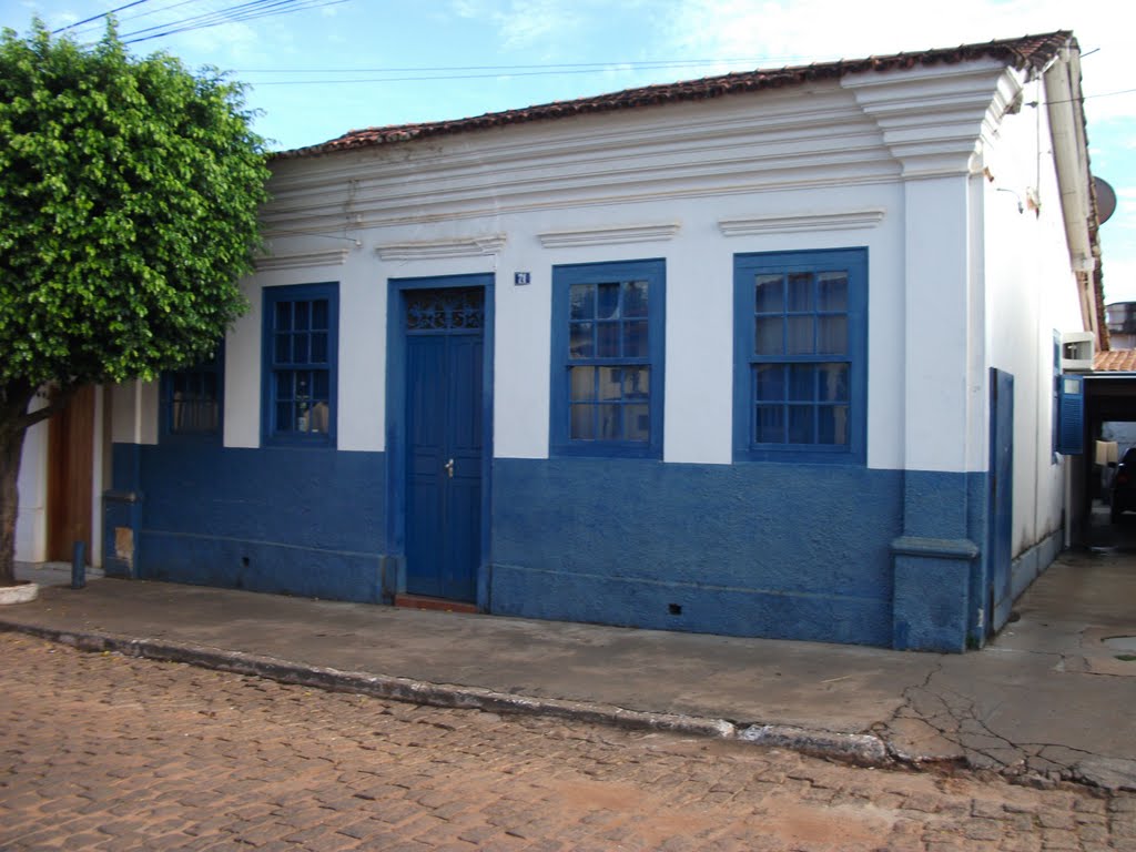 Casa Histórica-Itaberaí. by tbeleza's