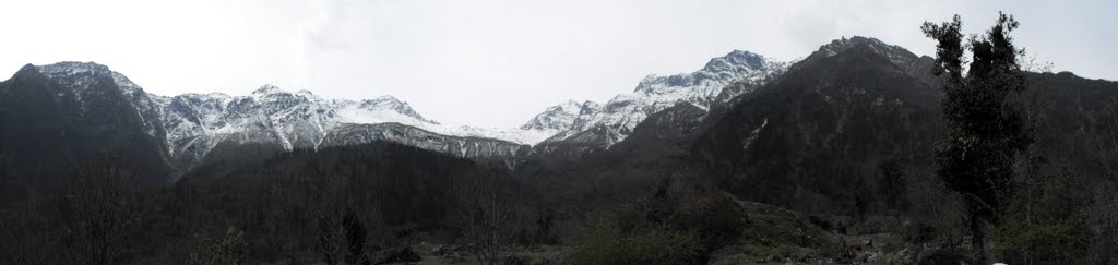 Way to Chame - Annapurna circuit by yanivp31