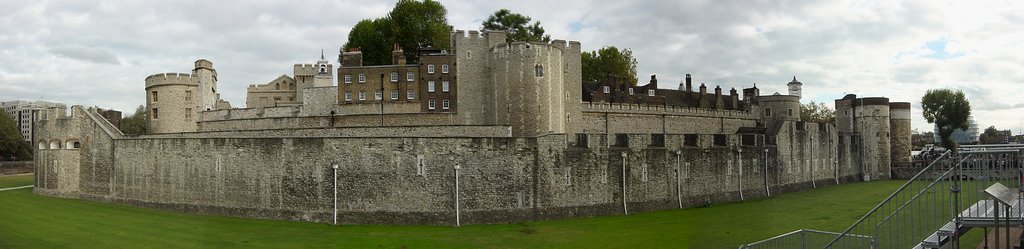 Panorama Tower of London by F.Kiefer