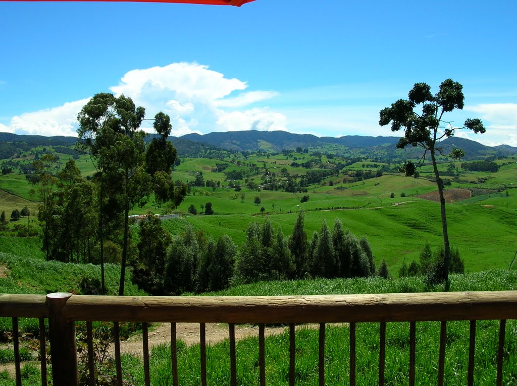 Landscape - San Pedro, Antioquia, Colombia by luchogu