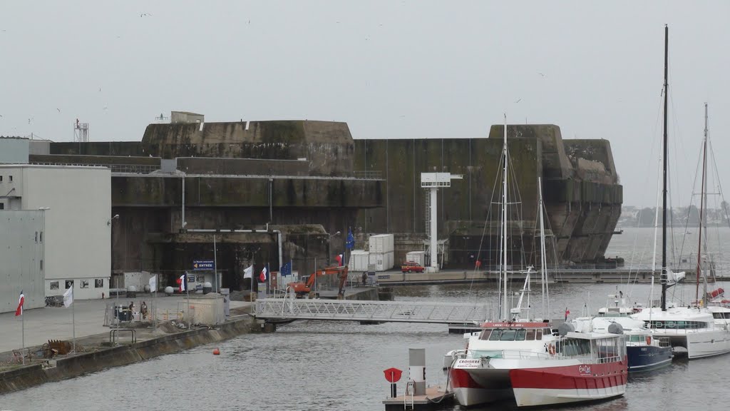 France: Lorient - L'ancienne base sous marine by chatons76