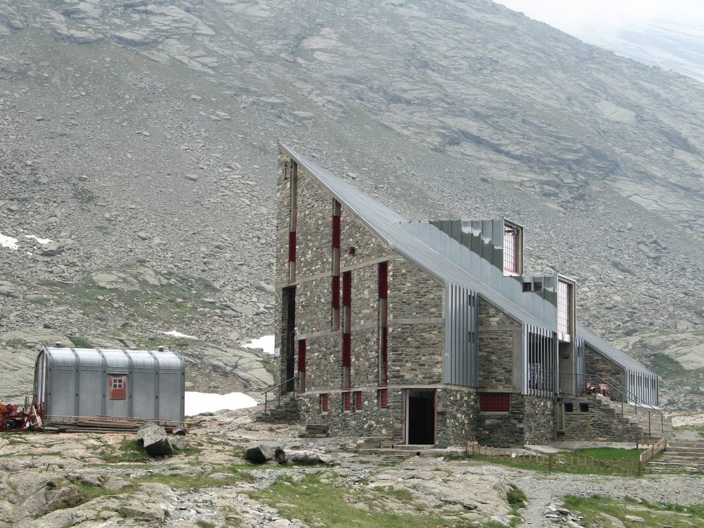 Rifugio Vallanta by Philemon