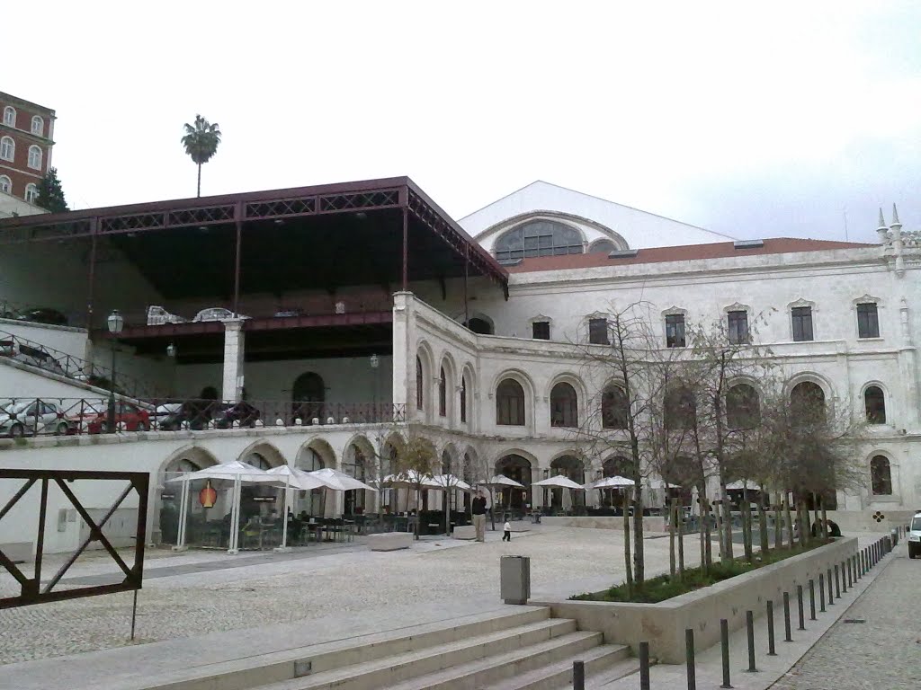 Junto a la estación de trenes. Lisboa, marzo de 2010 by viajeroandaluz