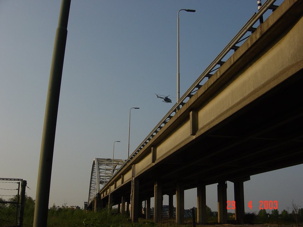 Merwede bridge - Dordrecht - Holland by Leo Roubos