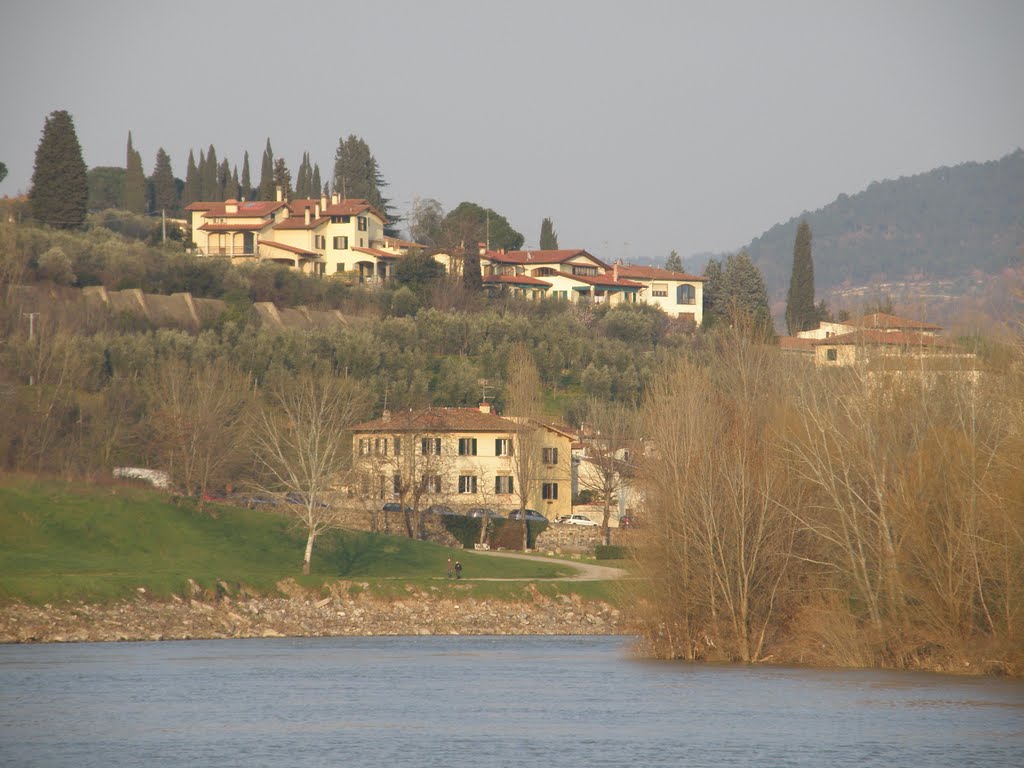 Girone alto by Lorenzo Bernardi