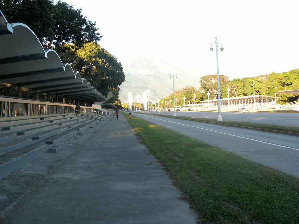 Paseo Los Proceres by Pedro Marcano