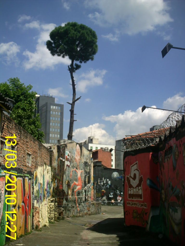 Beco do Aprendiz - São Paulo - Brasil by Marcelo Parise Petazoni (Brasil)