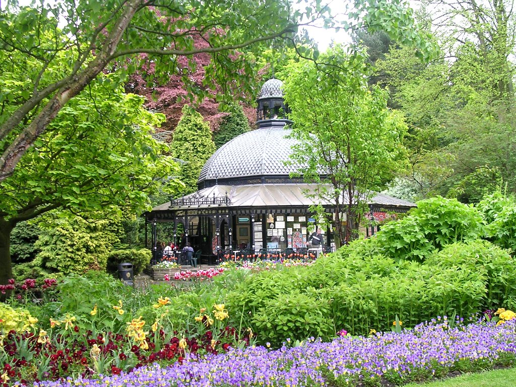 Tearooms, Valley Gardens, Harrogate by Strayman