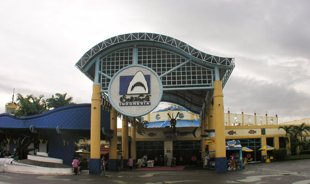 Entrance to SeaWorld Indonesia by IPAAT