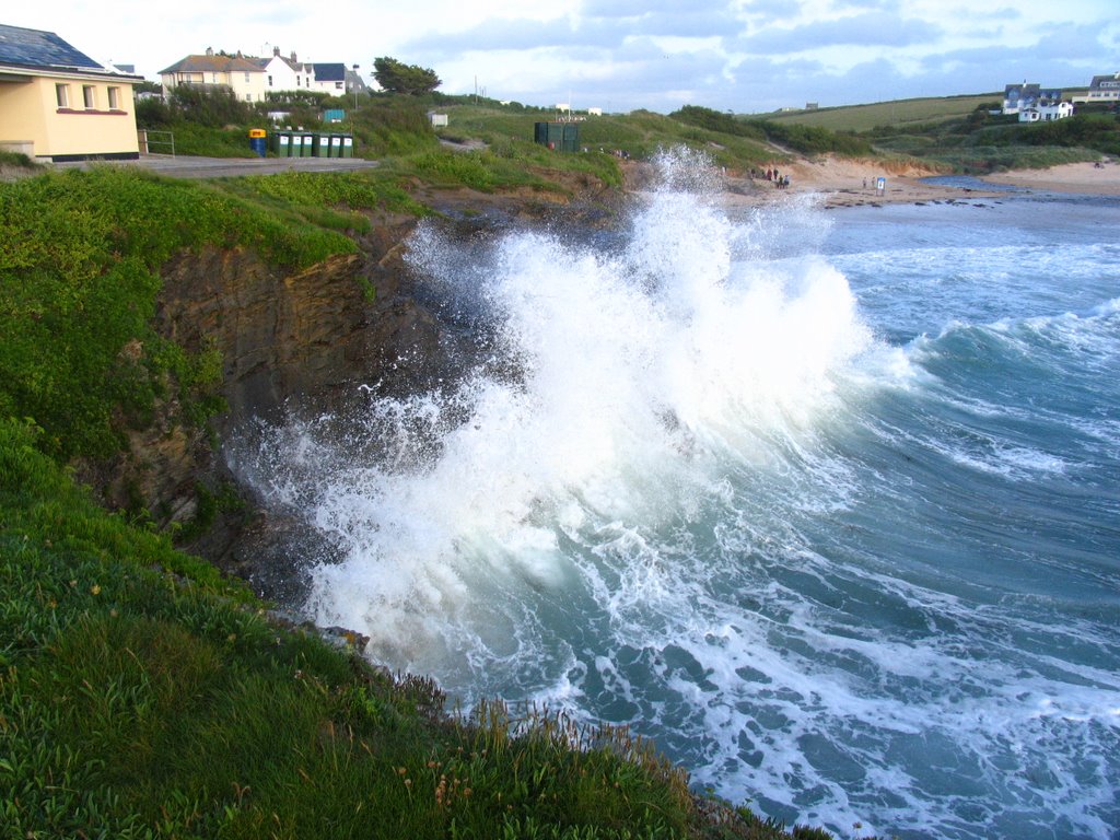 Treyarnon Bay by Peter Osborne