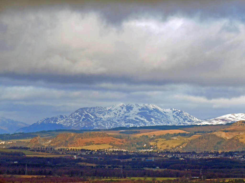 Ben Lomand.s head in the cloud, by killoch