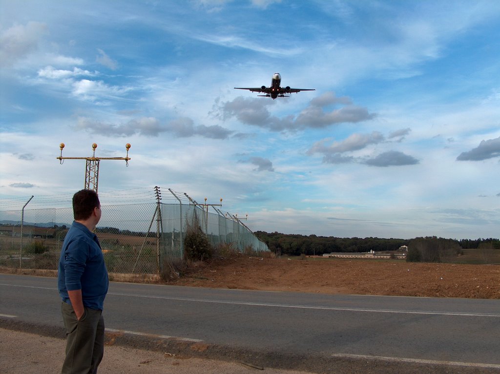 Aeroport Aiguaviva 30Oct2004 by Emilio Aguilar