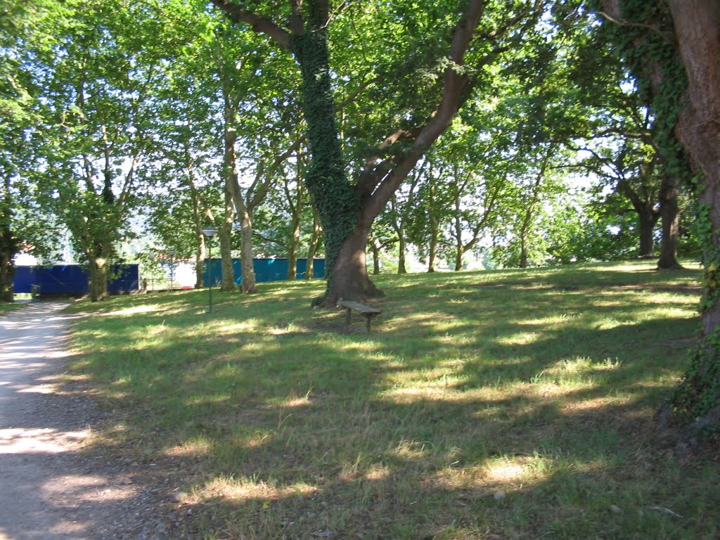 PARQUE DEL FERIAL DE OREJO MARINA DE CUDEYO CANTABRIA by Trasmerano