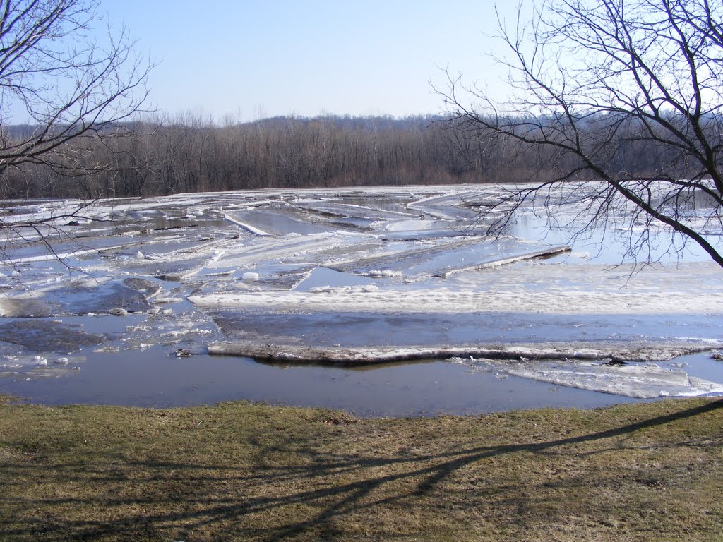 Ice Jam Riverside Park New Ulm by jkallinen