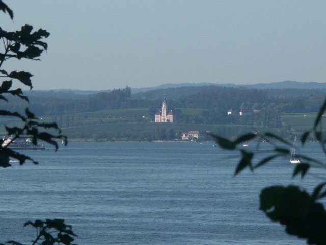 Blick vom Hohenegg/Konstanz zur Klosterkirche Birnau bei Überlingen by traebbe1