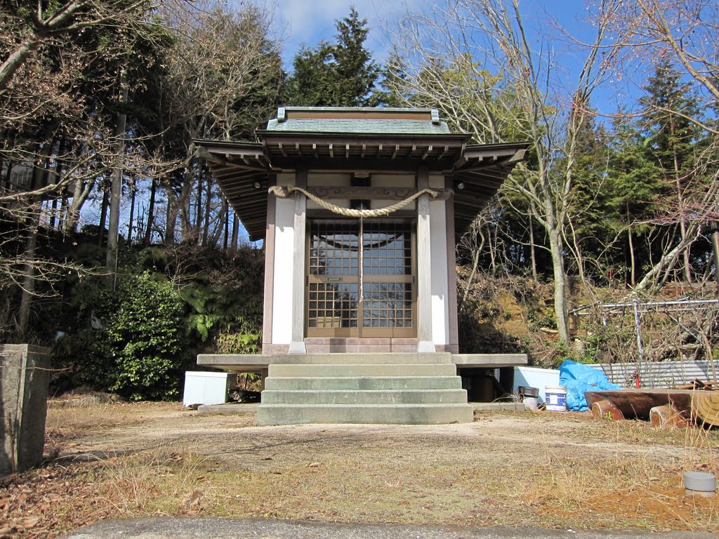 Ishiduchi Shrine 石鎚神社 @ 休山（旧 石鎚山） 山頂 by takagarasu@gmail.com