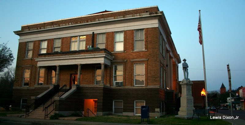 Marion County Courthouse Jefferson, Tx by Xonid1