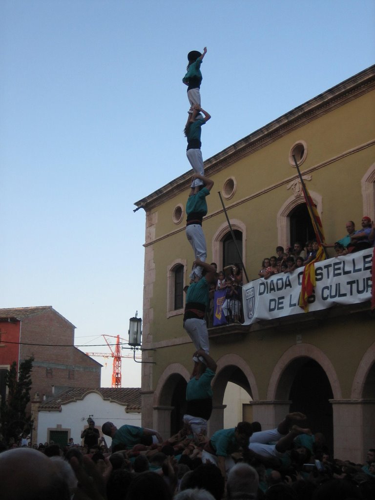 4d8a Castellers de Vilafranca by Alvarop