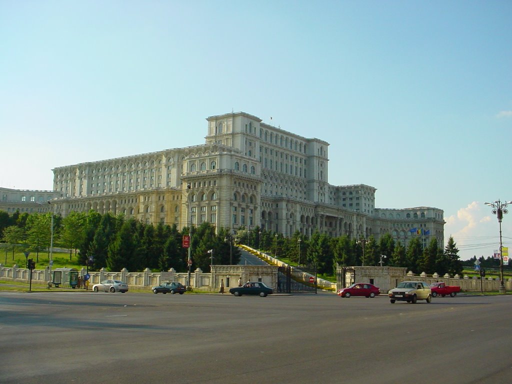 Bucuresti - Palatul Parlamentului by Daniel Stoica