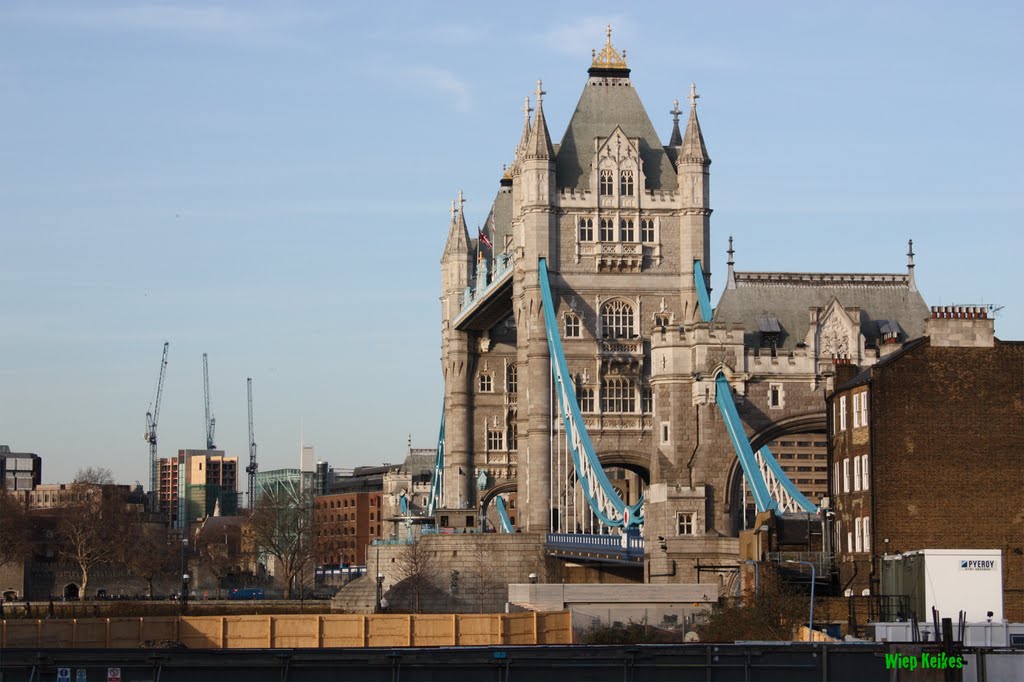 The Tower bridge , London by wiep keikes