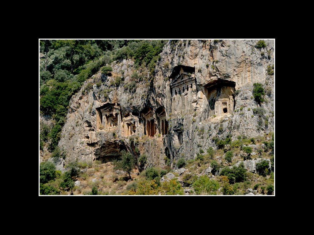 Rock Tomb at Dalyan by swie