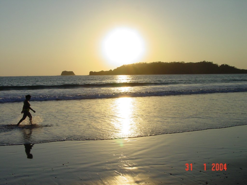 Carrillo Beach by Albin Chinchilla