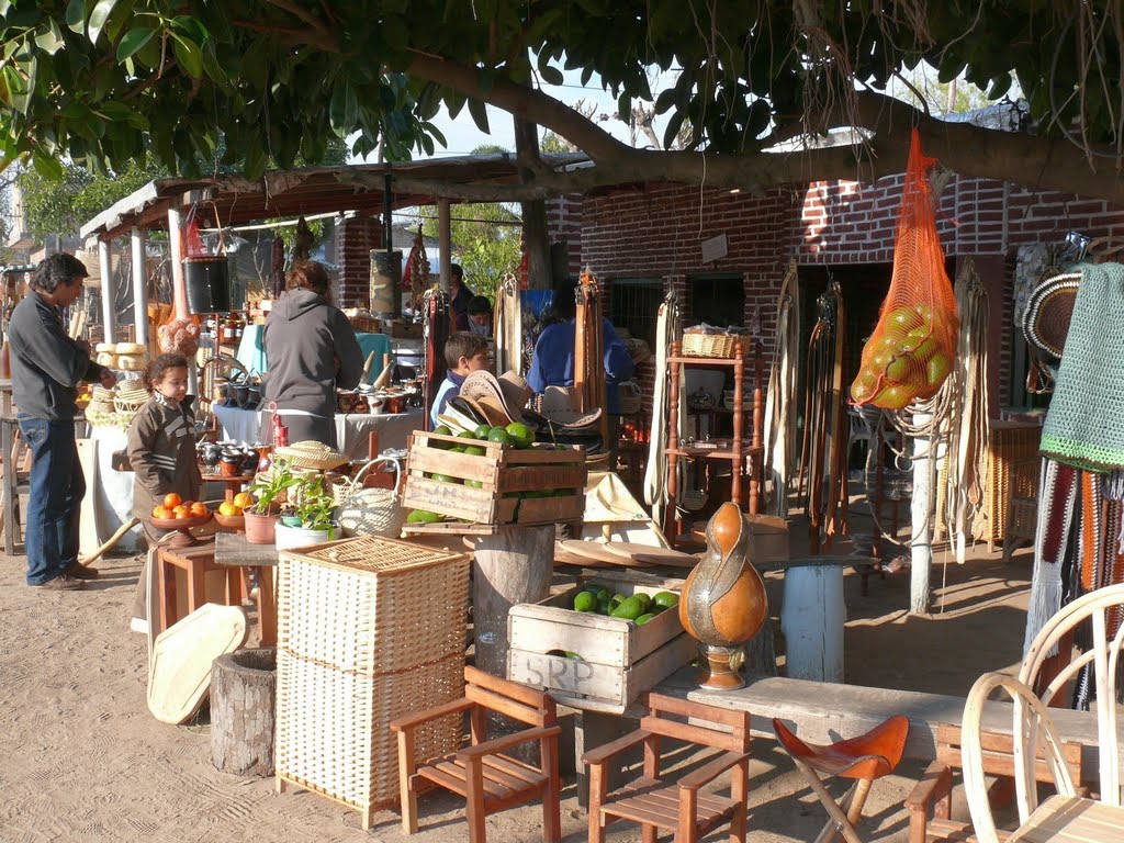 Artesanías en Esquina - Corrientes - Argentina by Marcelo Ois Lagarde