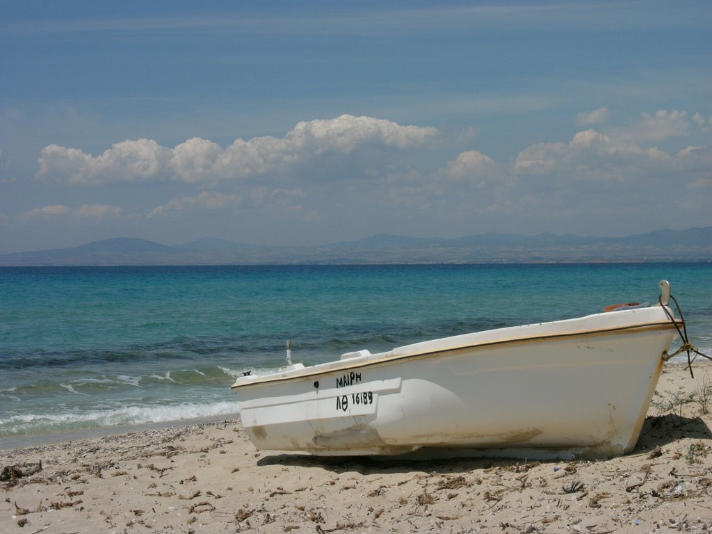 Mary at the Beach :-) by Juelle