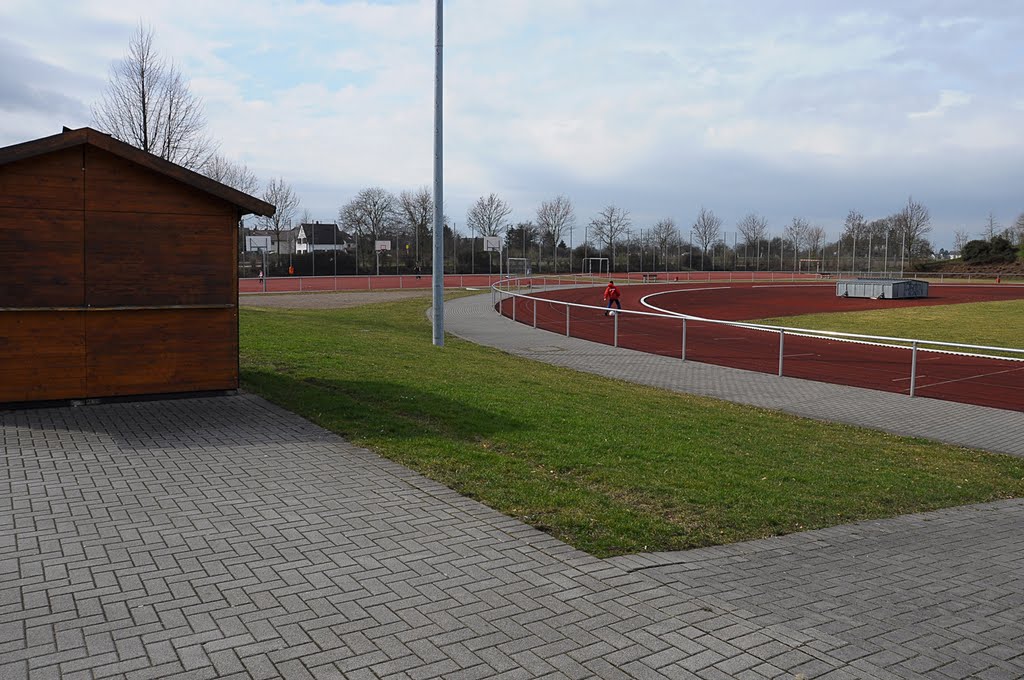 Tartanbahn im Sportzentrum by Fotogruppe Edingen HDW