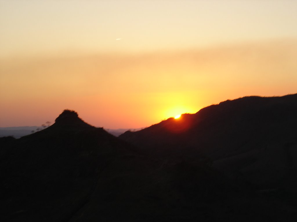 Poente em Carrancas - Serra da Pedra Branca by Bruno Lenhare