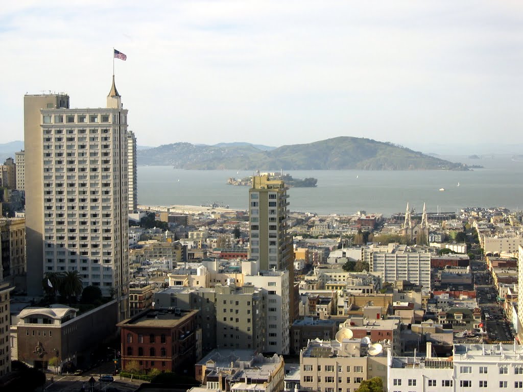 A view of Alcatraz (the Rock) by tonyloo