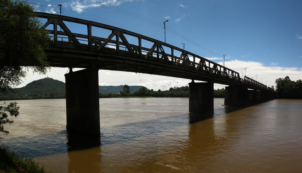 Ponte Rio Iguaçu by Loivinho A.M.França