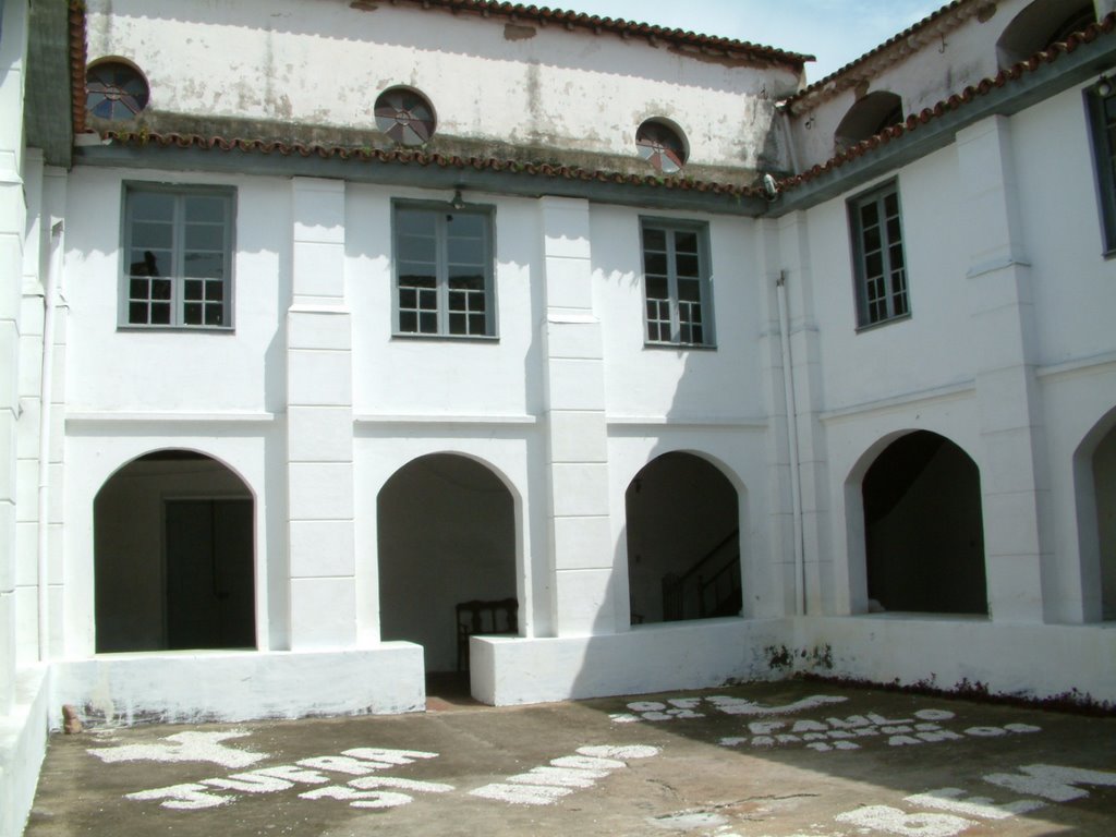 Convento de São Bento. Museu de Arte Sacra de Santos. by Silvio Bergamini