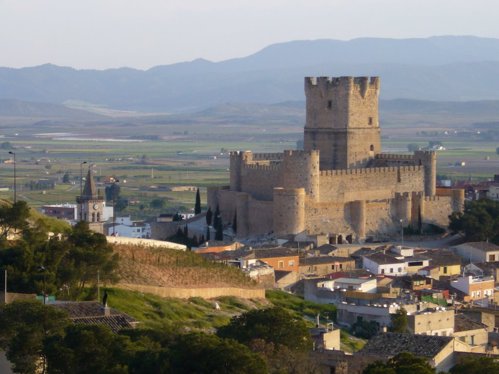 Castillo Atalaya , Villena by HernanA.