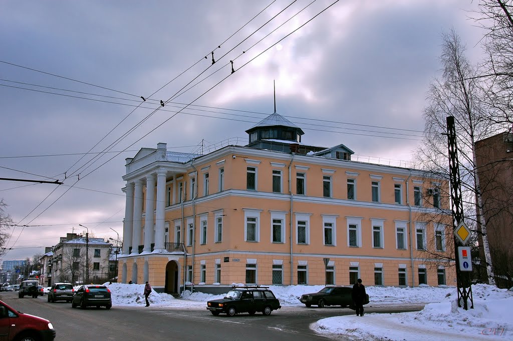 Петрозаводск. Луначарского 2 (Луна ) «Дом купцов Пименовых, 1846 г., 1902 г., 1946 г.» by Nikitin_Sergey