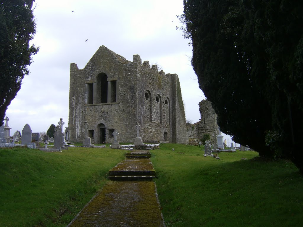 Old church and graveyard by noelch