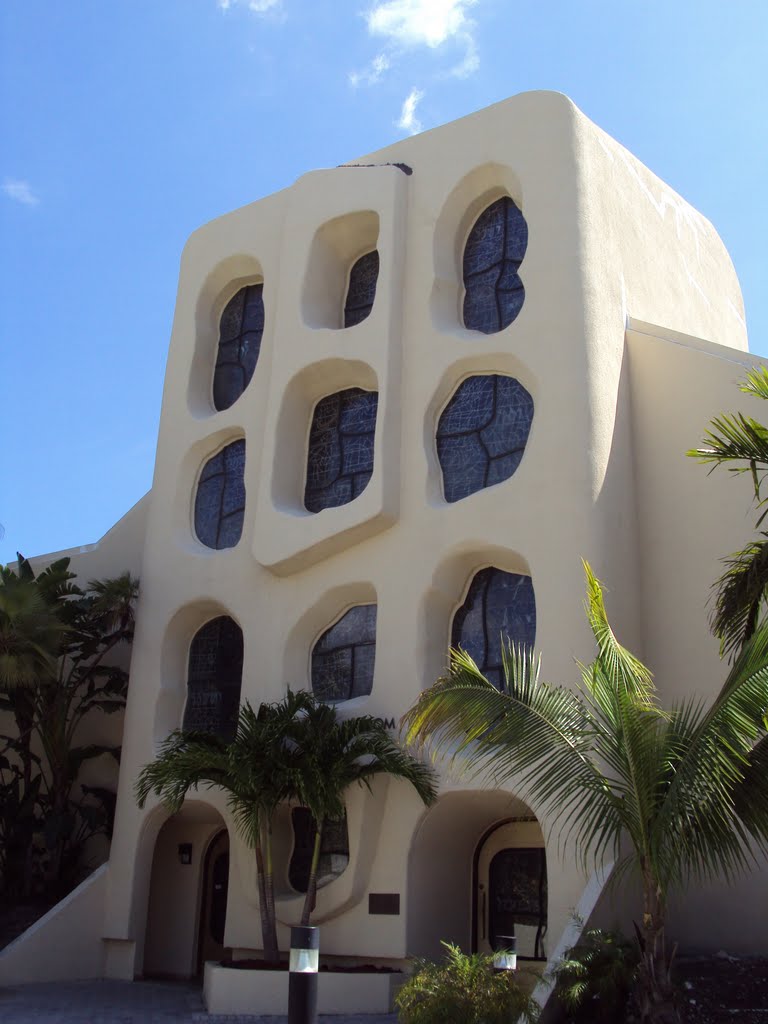 Jewish Center Building by John M Lopez