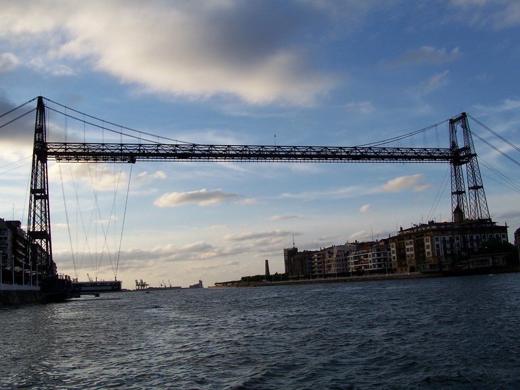 Puente Bizkaia (Las Arenas - Portugalete) by petrusgoikolea