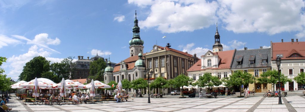 Market Place in Pszczyna by Ł. Uzarowicz