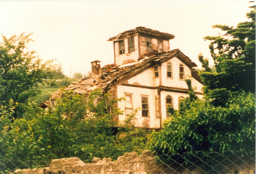 Tuncer Cebecioğlu (Cihannüma 'lı ev) by Tuncer Cebecioglu ©