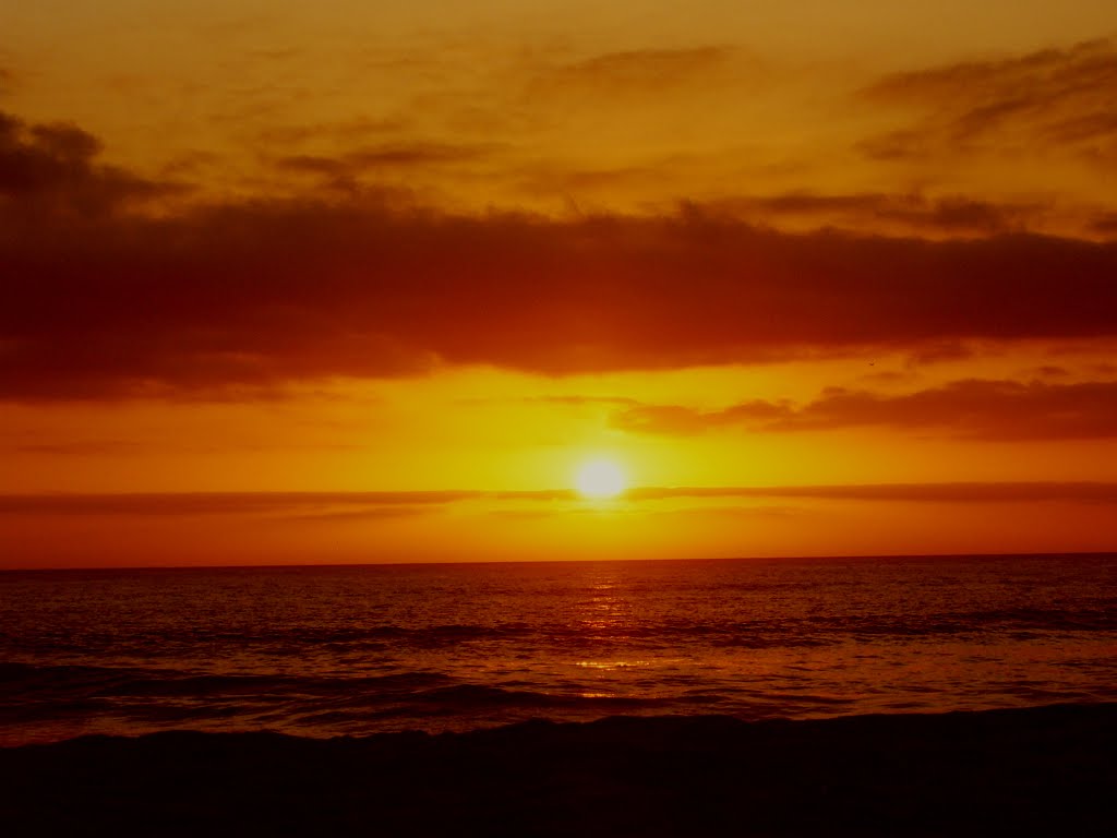 Atardecer Playas Blancas by mcarvallo