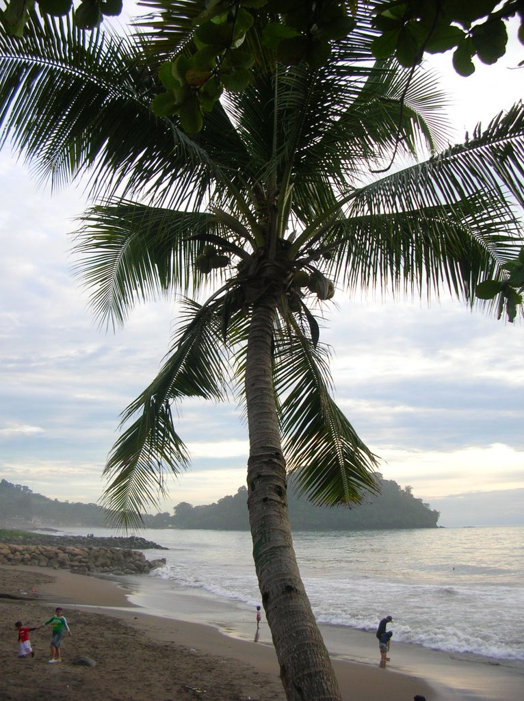 Beach, Padang, West Sumatra by FabioFrati