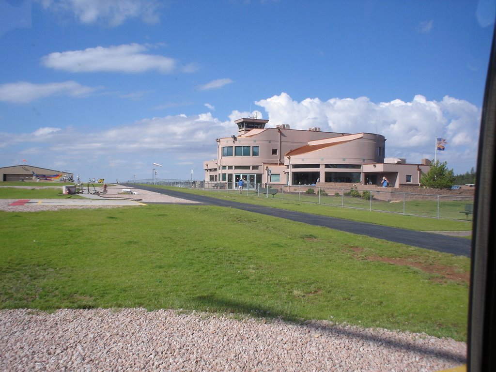 Grand Canyon Heliport by Freddy Dammen