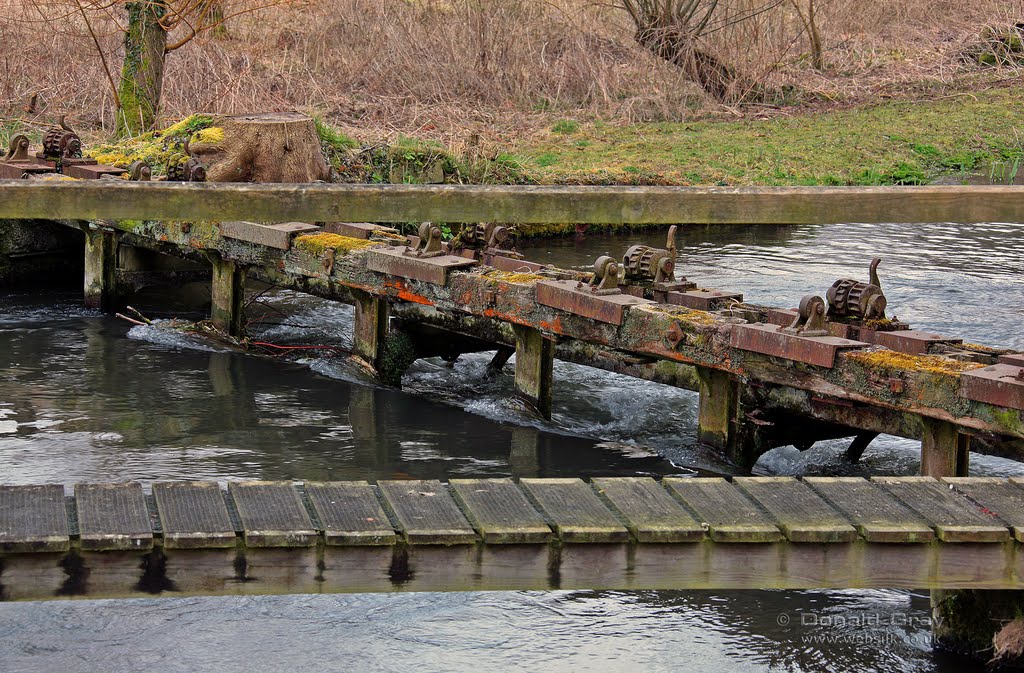 Sluce gates at Bossington Mills by Donald Gray