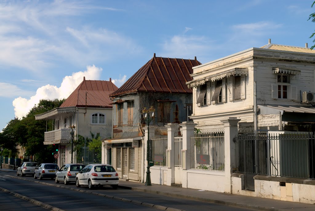 La rue de Paris by Frédéric Prentout