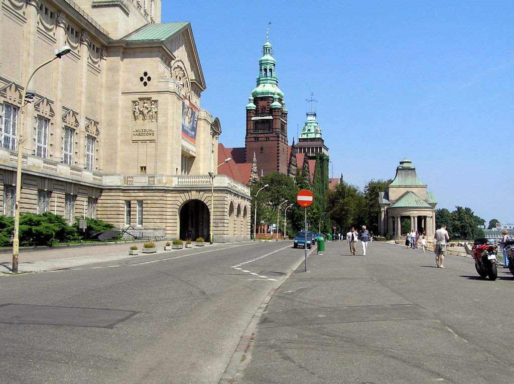 Szczecin - Wały Chrobrego by Henryk K.