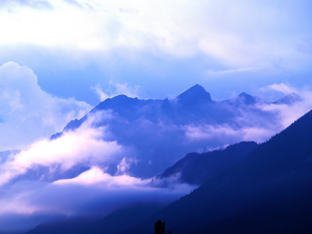 Rocky Mountains - Canmore by jackborno