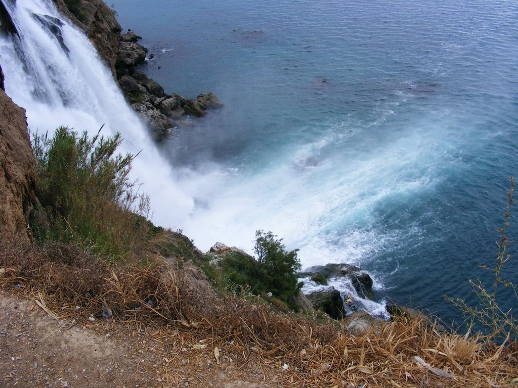 Antalya waterfall by RO IBS