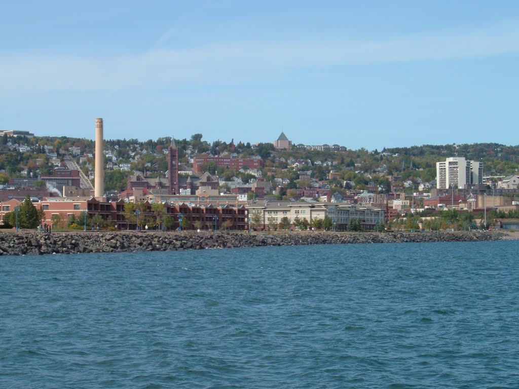 Sep 2006 - Duluth, Minnesota. Duluth from the lighthouse. by BRIAN ZINNEL