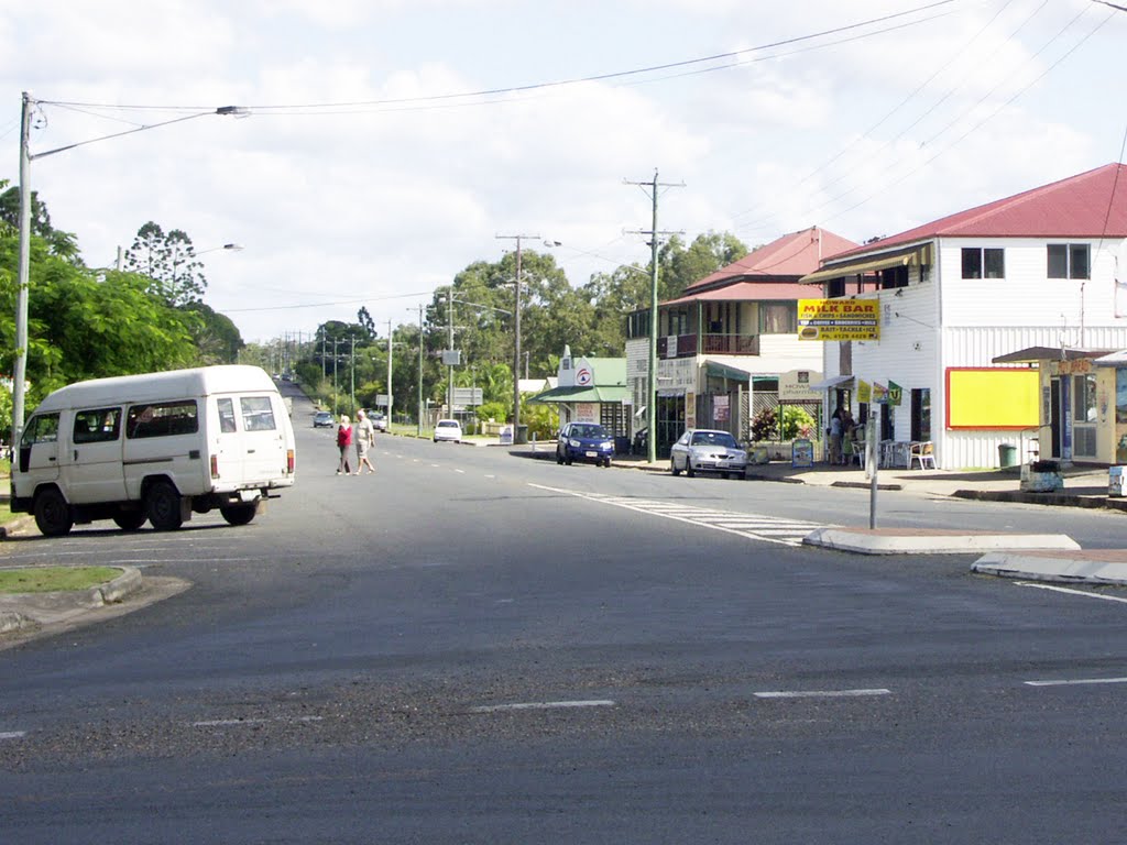 William St., Howard, Qld. April 2009 by PeterGodbold